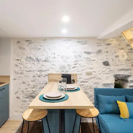 Ty Color's Apartment