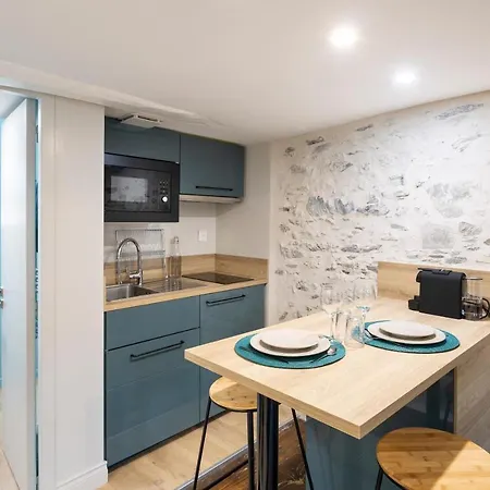 Apartment Ty Color's