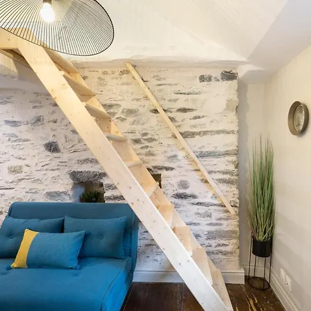 Ty Color's Apartment