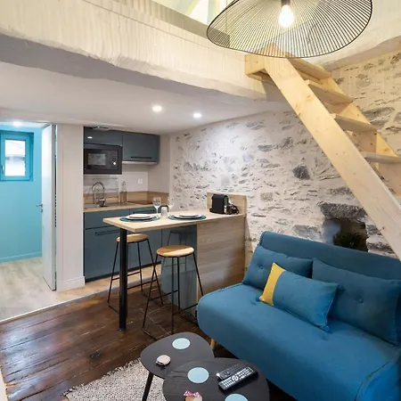 Ty Color's Apartment *
